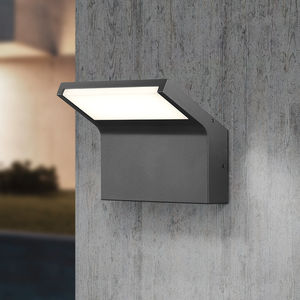 moderne Wandleuchte 1