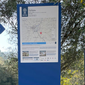 Stele zur Beschilderung 1