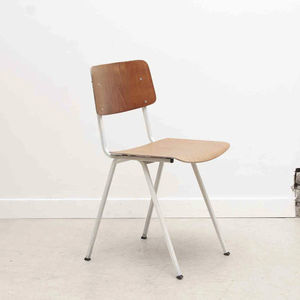 Industriedesign-Stuhl