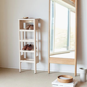 modernes Schuhregal