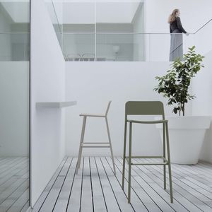 moderner Barhocker