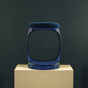 moderner Hocker