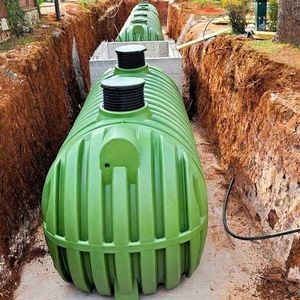Wasserspeichertank