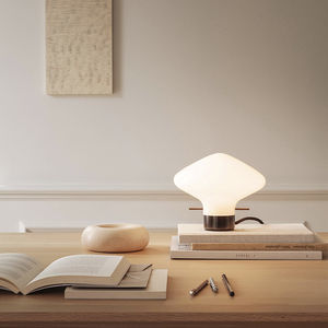 Tischlampe
