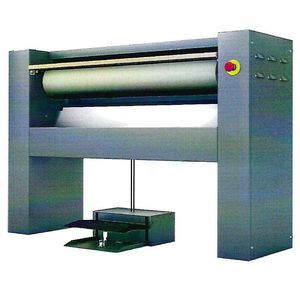 Rollen-Bügelmaschine