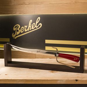 Küchenmesser mit Harzgriff
