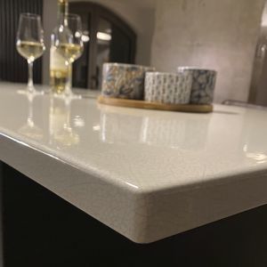 Tischplatte / glasierte Lava