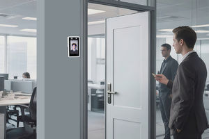 Zentrale Zugangskontrolle / für Privatgebrauch 1