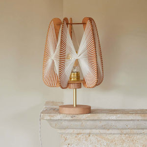 Nachttischlampe