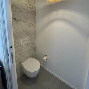 wandhängendes WC