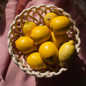 Obstschale / emaillierte Keramik