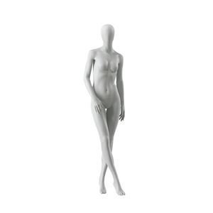 Frau-Schaufensterpuppe 1