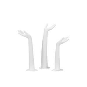 Frau-Hand 1