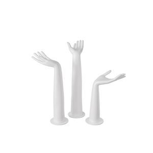 Frau-Hand 1