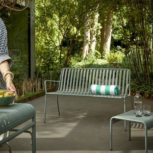 moderne Gartenbank