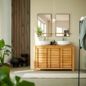 doppelter Waschbeckenunterschrank