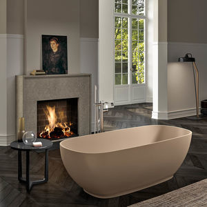 ovale Badewanne 1