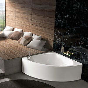 Badewanne für Eckeinbau