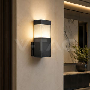 moderne Wandleuchte