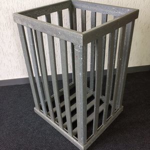 Metall-Abfallbehälter