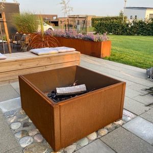 Garten-Feuerstelle / Holz