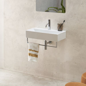 Wand-Waschbecken / rechteckig / Keramik / modern