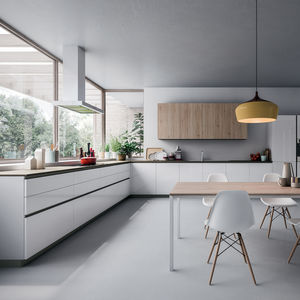 moderne Küche / Holzfurnier / aus Eiche / Melamin