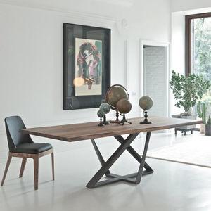 moderner Tisch 1