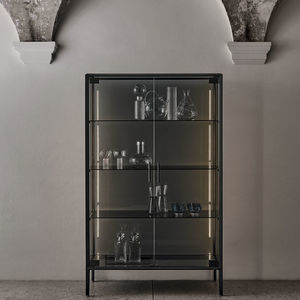 moderner Vitrinenschrank