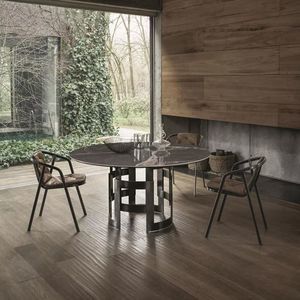 moderner Stuhl 1