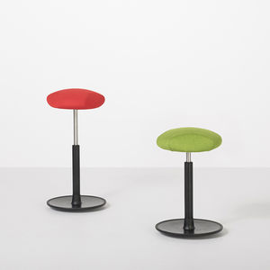 moderner Hocker