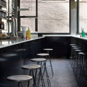 moderner Barhocker