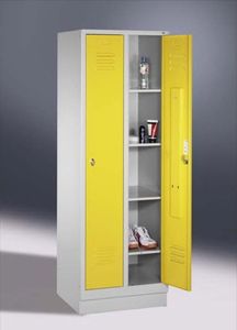 Metall-Garderobenschrank 1