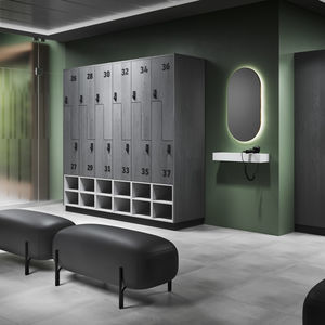 melaminbeschichteter Garderobenschrank 1