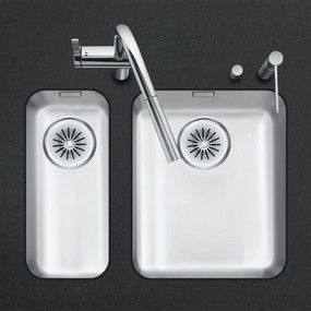 Doppelbeckenspüle / Edelstahl