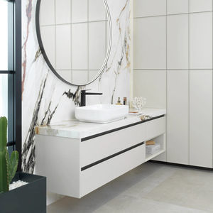 Badezimmer-Schrank / mit integrierter Beleuchtung