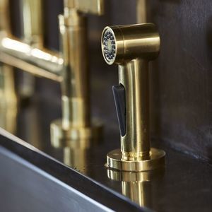 Seitliche Handdusche / Messing