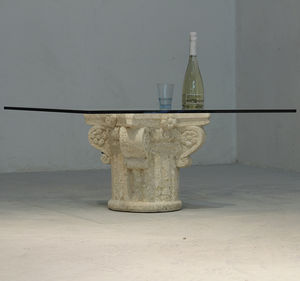 moderner Couchtisch