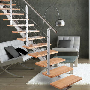 gerade Treppe / Edelstahlgestell / Holzstufen / ohne Setzstufe