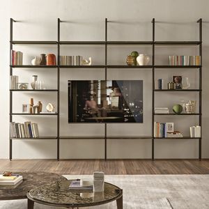 wandmontierte Regale