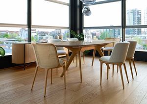 Design-Esstisch