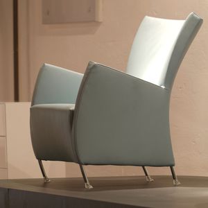 moderner Sessel 1