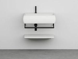 wandhängendes Waschbecken 1