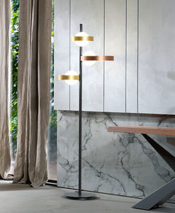 Bodenlampe 1
