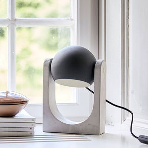 Tischlampe 1