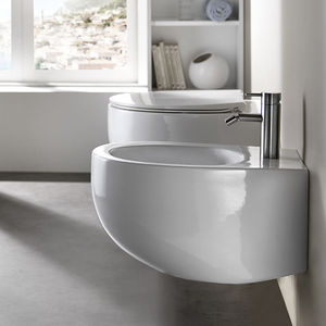 wandhängendes Bidet
