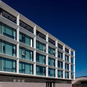 Paneel-Vorhangfassade 1