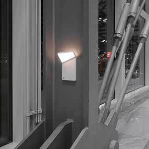 moderne Wandleuchte / Außenbereich / aus Acrylglas / LED