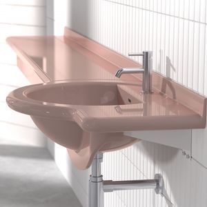 Wand-Waschbecken 1