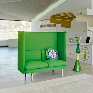 braunes Sofa